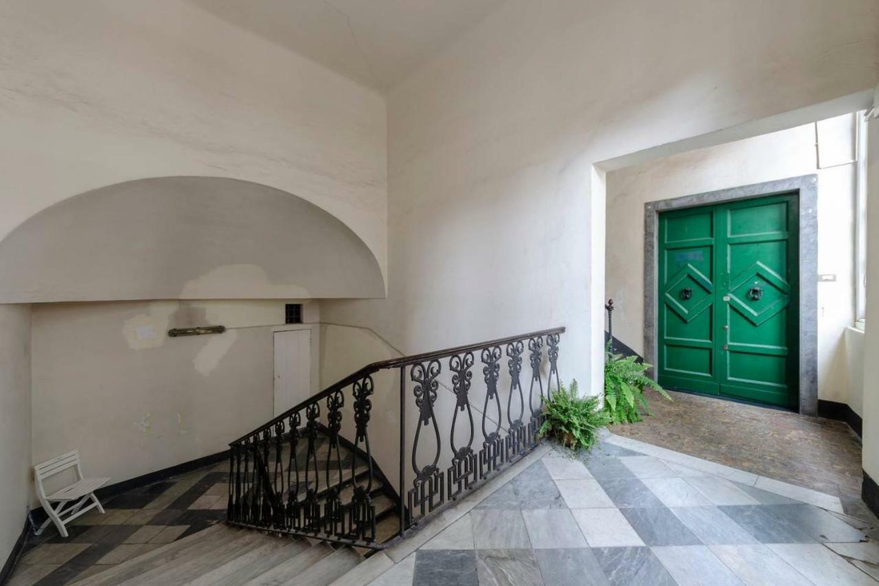 Joivy Elegant Flat For 7, In The Heart Of Genoa Apartment Exterior photo