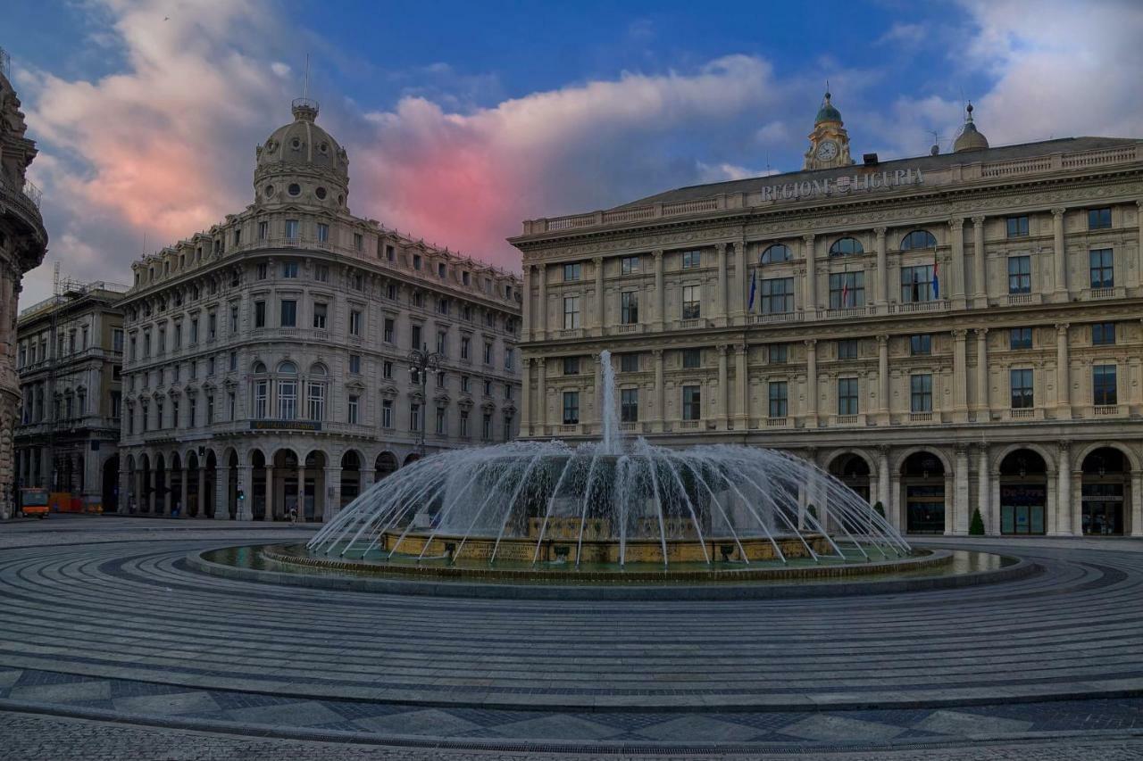Joivy Elegant Flat For 7, In The Heart Of Genoa Apartment Exterior photo